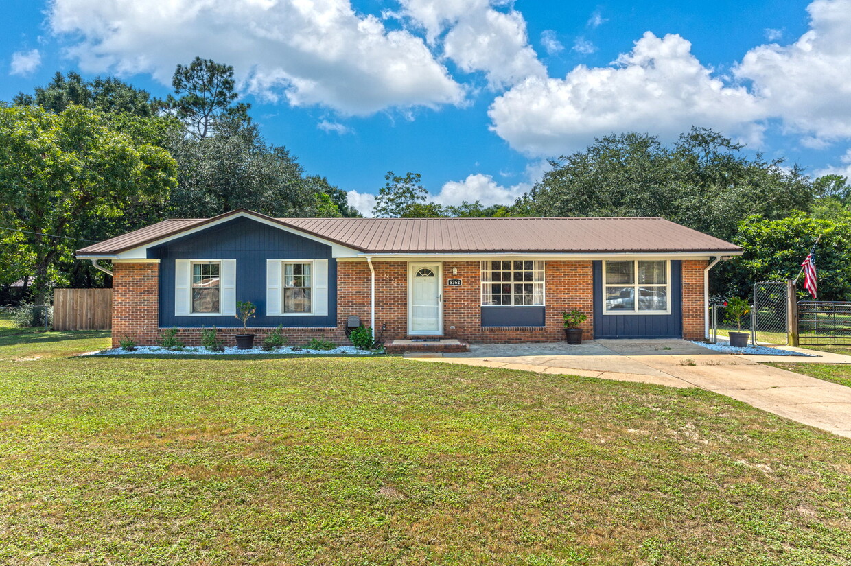 Foto principal - 5362 Opportunity Dr