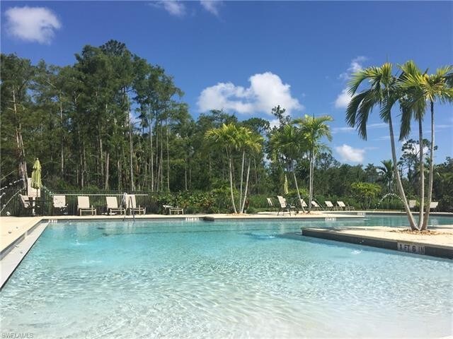 Building Photo - 3 bedroom in Naples FL 34119