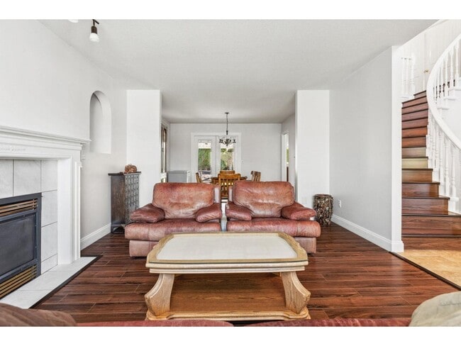 Photo du bâtiment - 8118-153A 153a St