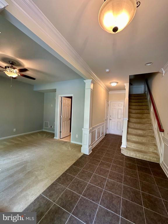 Building Photo - 43508 Wheadon Terrace