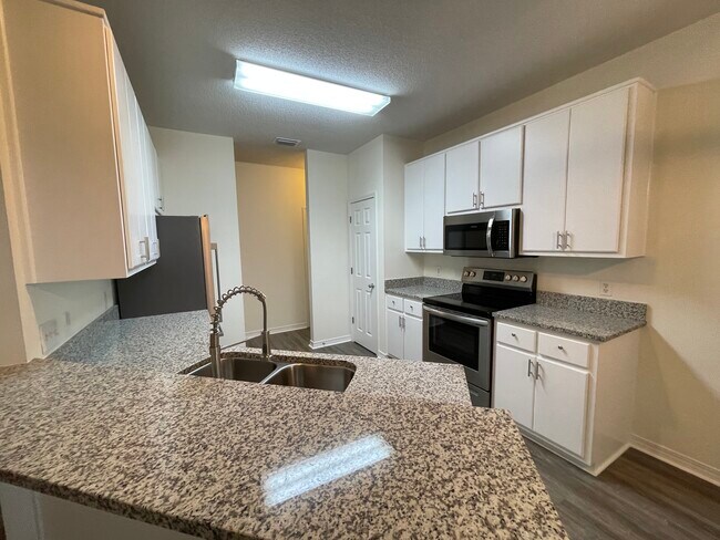 Building Photo - 91 White Heron Dr
