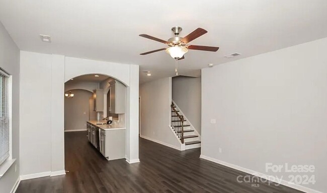 Building Photo - 1141 Coopers Ridge Ln