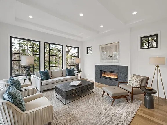 Foto del edificio - 4630 France Ave S