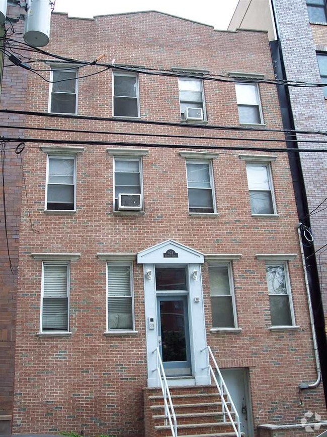 Building Photo - 107 Harrison St