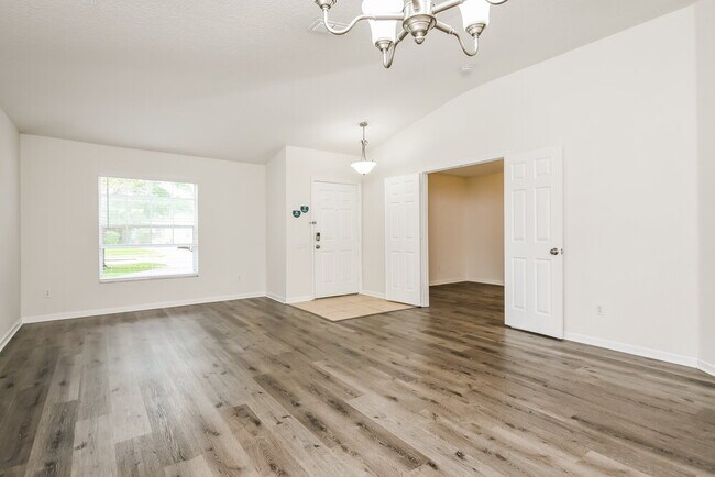 Foto del edificio - 2258 Meadow Oak Cir
