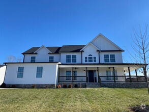 Building Photo - 189 Summerlyn Dr