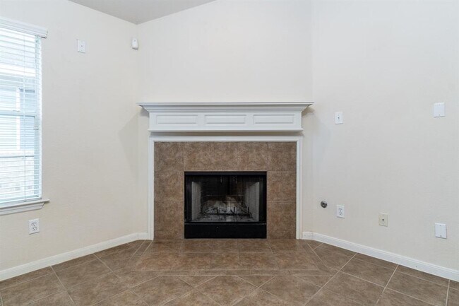 Building Photo - 10315 Glenfield Park Ln