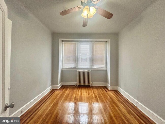 Foto del edificio - 605 W Olney Ave