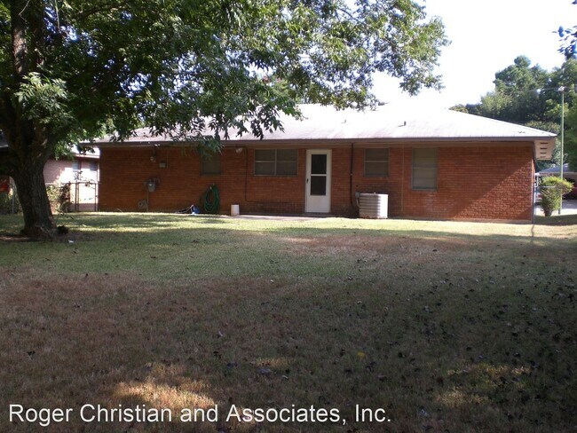 Building Photo - 3 br, 1.5 bath House - 3937 Eileen Lane
