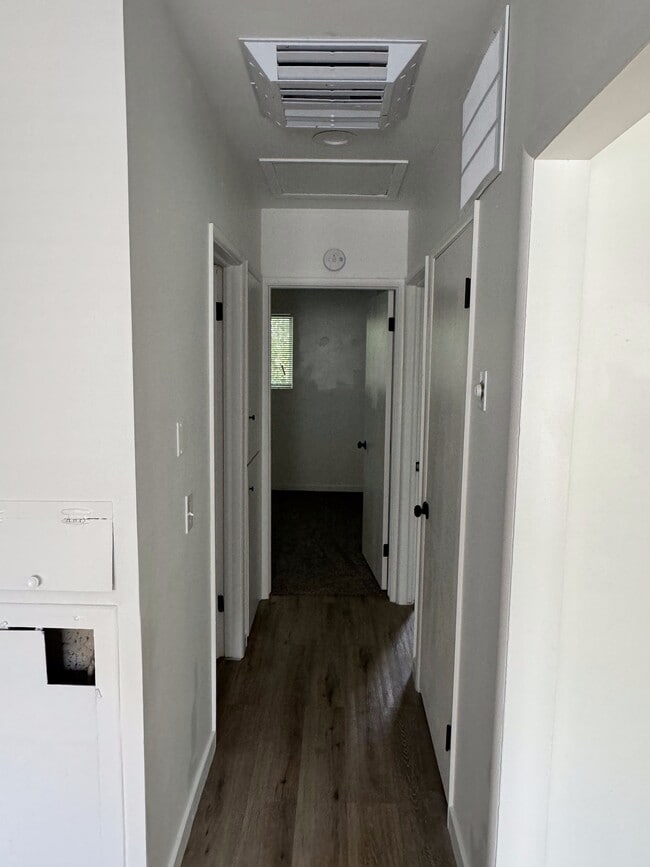 Building Photo - SLC Triplex