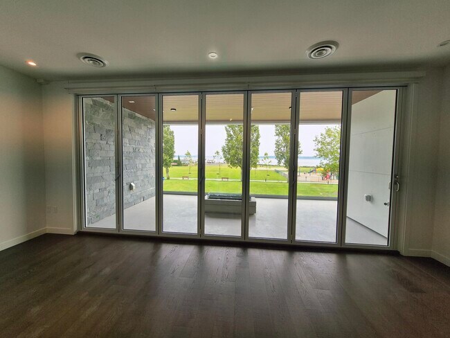Photo du bâtiment - 9576 Fifth St