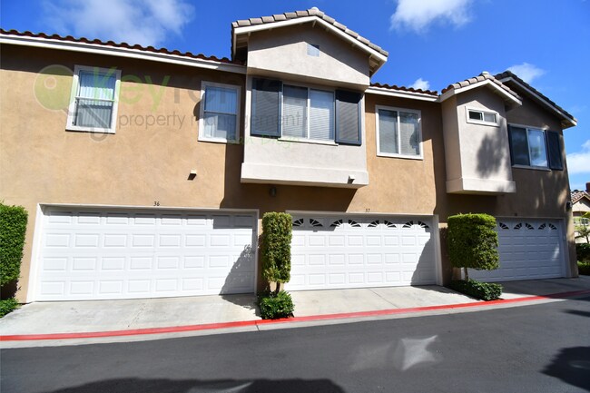 Foto del edificio - Carmel Valley | Palermo–Carmel Del Mar Townhome | Minutes from Del Mar beaches
