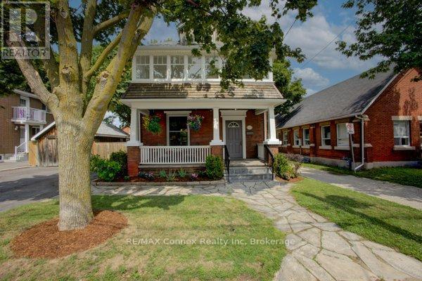 Photo principale - 120 Harris St