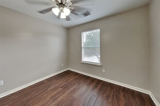 Building Photo - 6439 Lily Hollow Ct