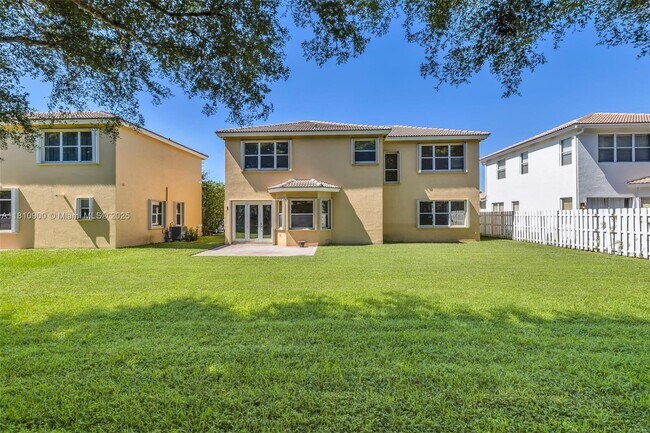 Building Photo - 6332 C Durham Dr