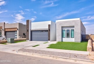 Building Photo - 2809 Tierra Garden Dr