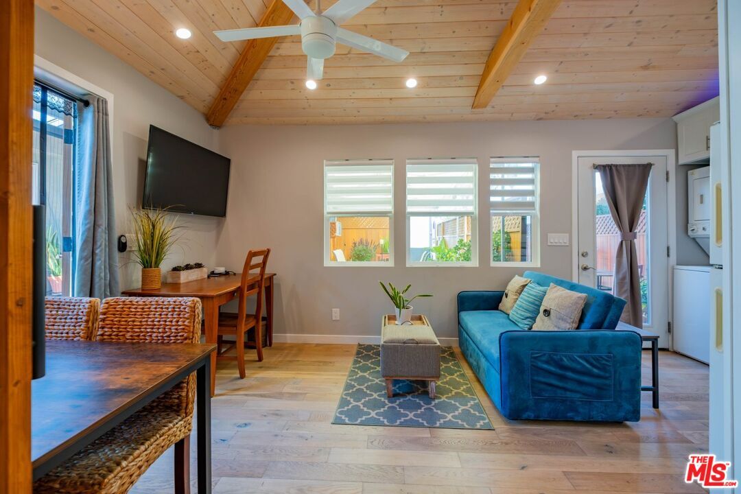 Foto principal - 4227 Berryman Ave