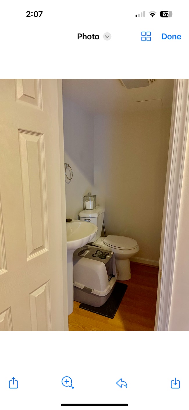 1/2 baño - 13004 Grant Ct