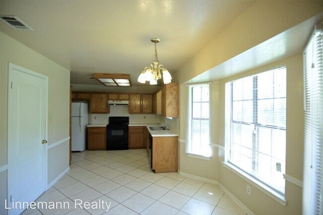 Foto del edificio - 4 br, 2 bath House - 4601 Frontier Trail