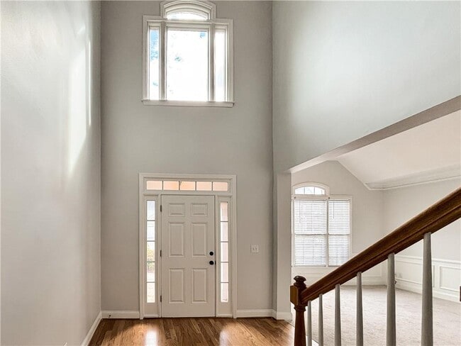 Building Photo - 5312 Vinings Lake View SW