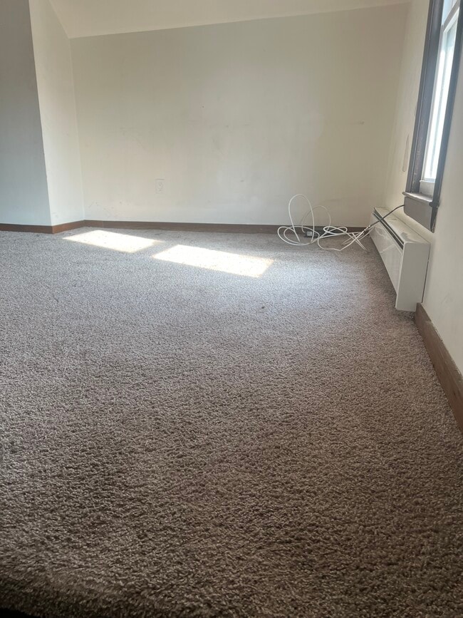 Building Photo - 8 Fox Ter