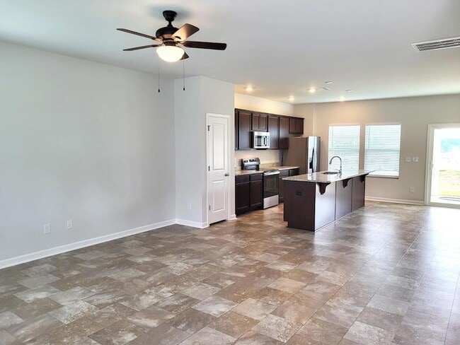 Building Photo - 185 Spotted Bee Wy