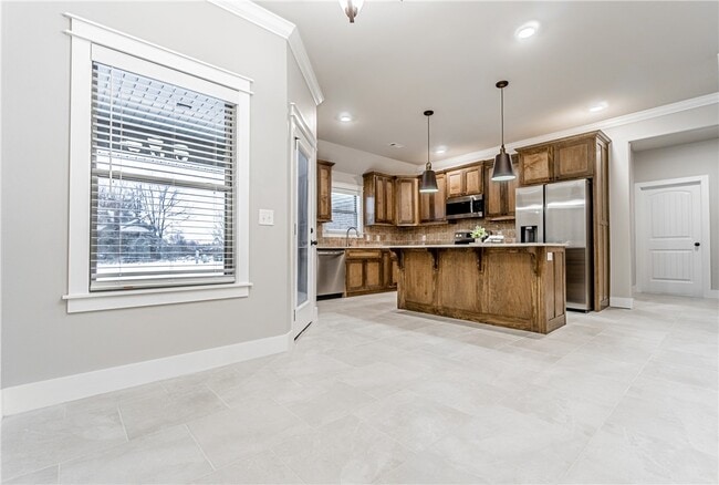 Building Photo - 933 Hampton St