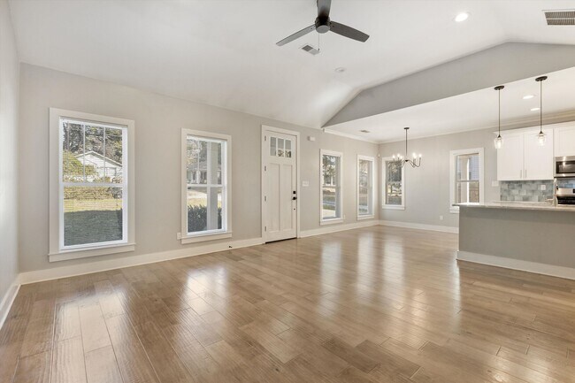 Foto del edificio - 3573 Douglass Ave