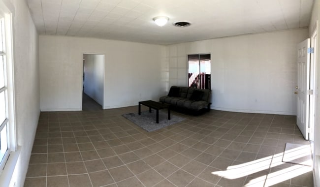 Foto del edificio - 578 Fern Ave