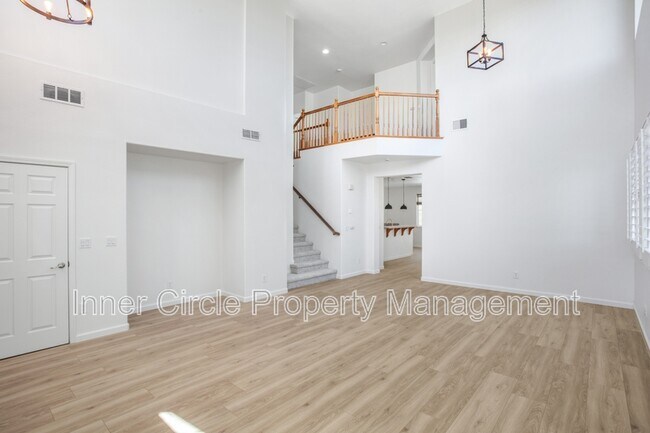 Foto del edificio - 5560 McFarlan Ranch Dr