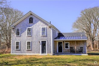 Building Photo - 127 Willow Ave