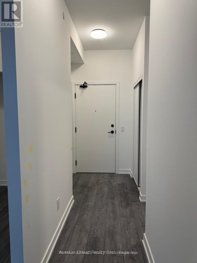 Photo du bâtiment - 8888 Yonge St