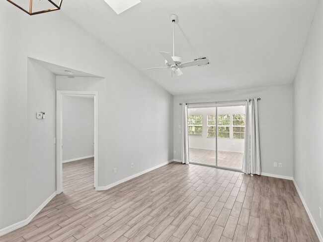 Building Photo - Sixty Oaks - Beautifully Remodeled Patio Home