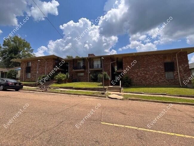 Foto del edificio - 333 Millsaps Ave