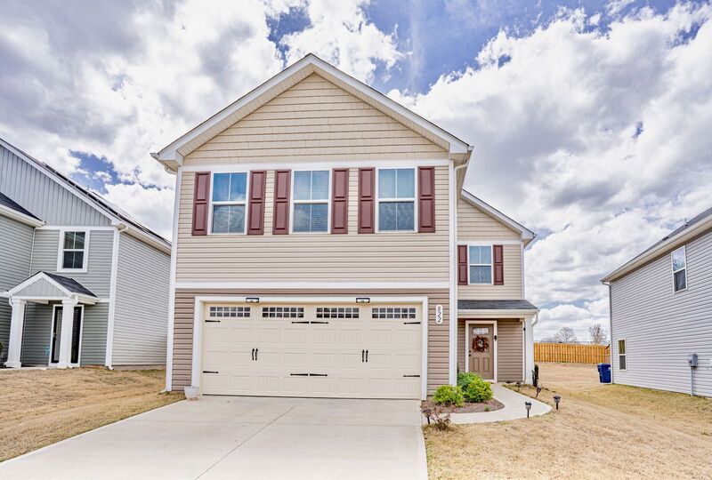 Foto principal - 822 Purcell Dr