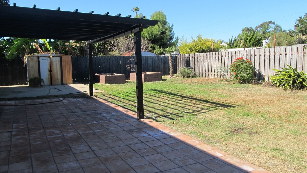 Primary Photo - Home -Close to Military bases