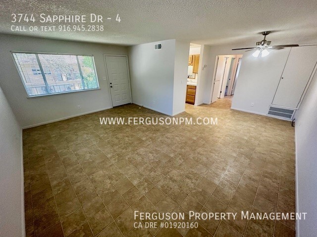 Building Photo - Move In Ready Condo in Auburn with Attache...