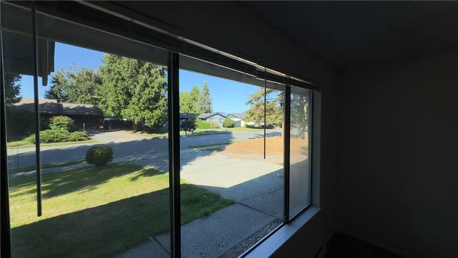 Foto del edificio - 3 bedroom 1 bathroom in Mount Vernon