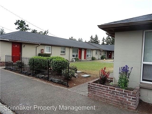 Building Photo - 8814-8815 Lochburn Ln SW