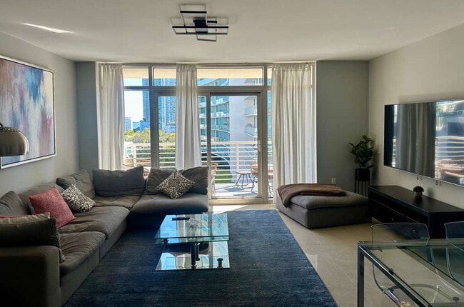 Foto del edificio - 3250 NE 1st Ave