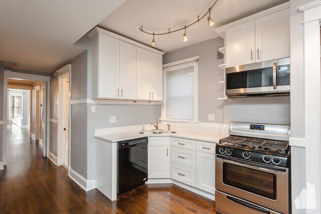 Foto del edificio - 3253 N Kenmore Ave