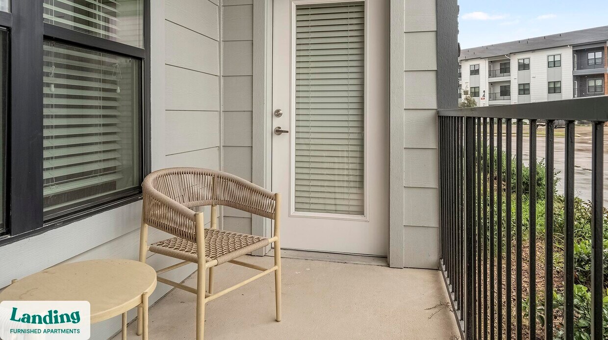 Foto principal - 3501 N Austin St