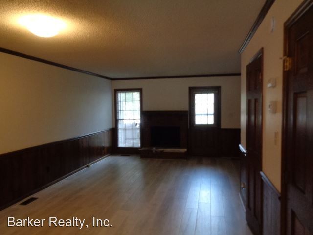 Building Photo - 2 br, 1.5 bath House - 3203 Warwick Drive
