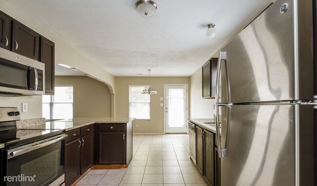 Building Photo - 6709 Hunters Creek Blvd