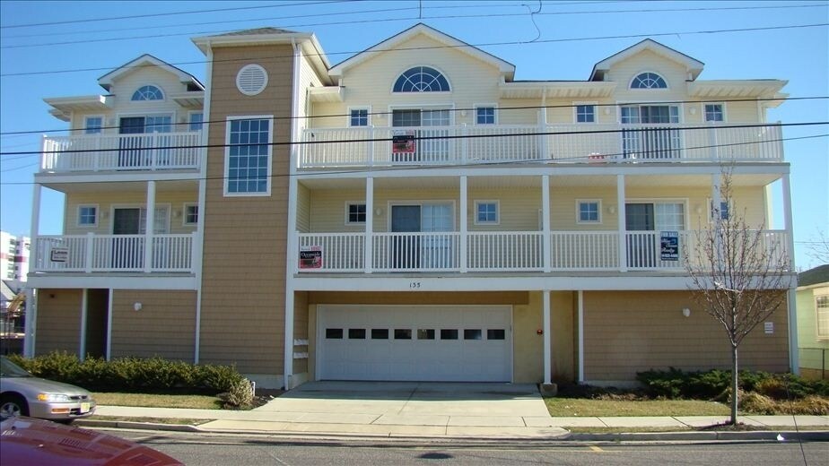 135 E Spencer Ave, Wildwood, NJ 08260 Condo for Rent in Wildwood, NJ