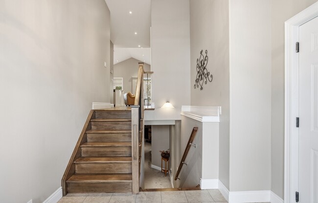 Building Photo - Modern Riverside Living in a Spacious Bung...