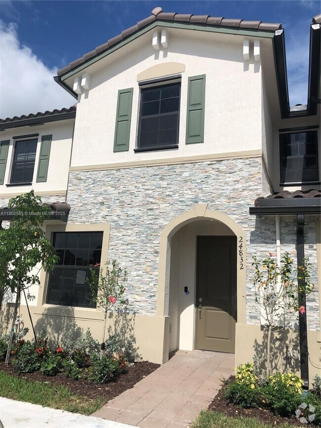 Building Photo - 24832 SW 114th Ave