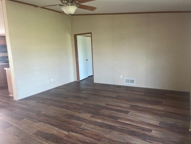 Building Photo - 17925 FM 521 Rd