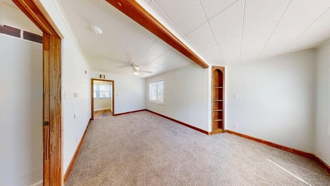 Building Photo - 1423 K Ave