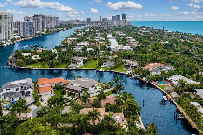 Foto del edificio - 264 S Island Rd